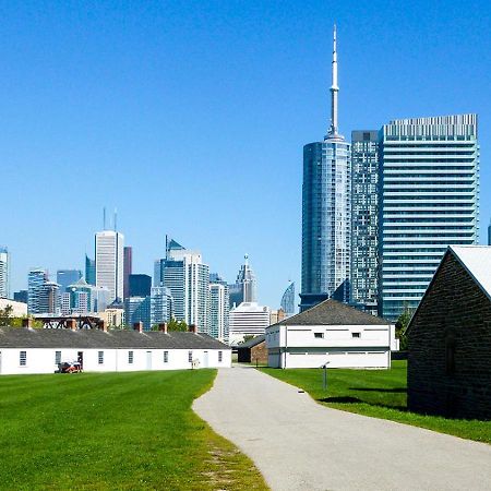 Stunning Condo Suite By Waterfront Toronto Dış mekan fotoğraf